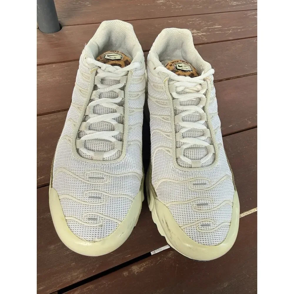 Nike Air Max Plus Shoes White Green Mesh Running Sneakers Youth Size 6Y/Women 8